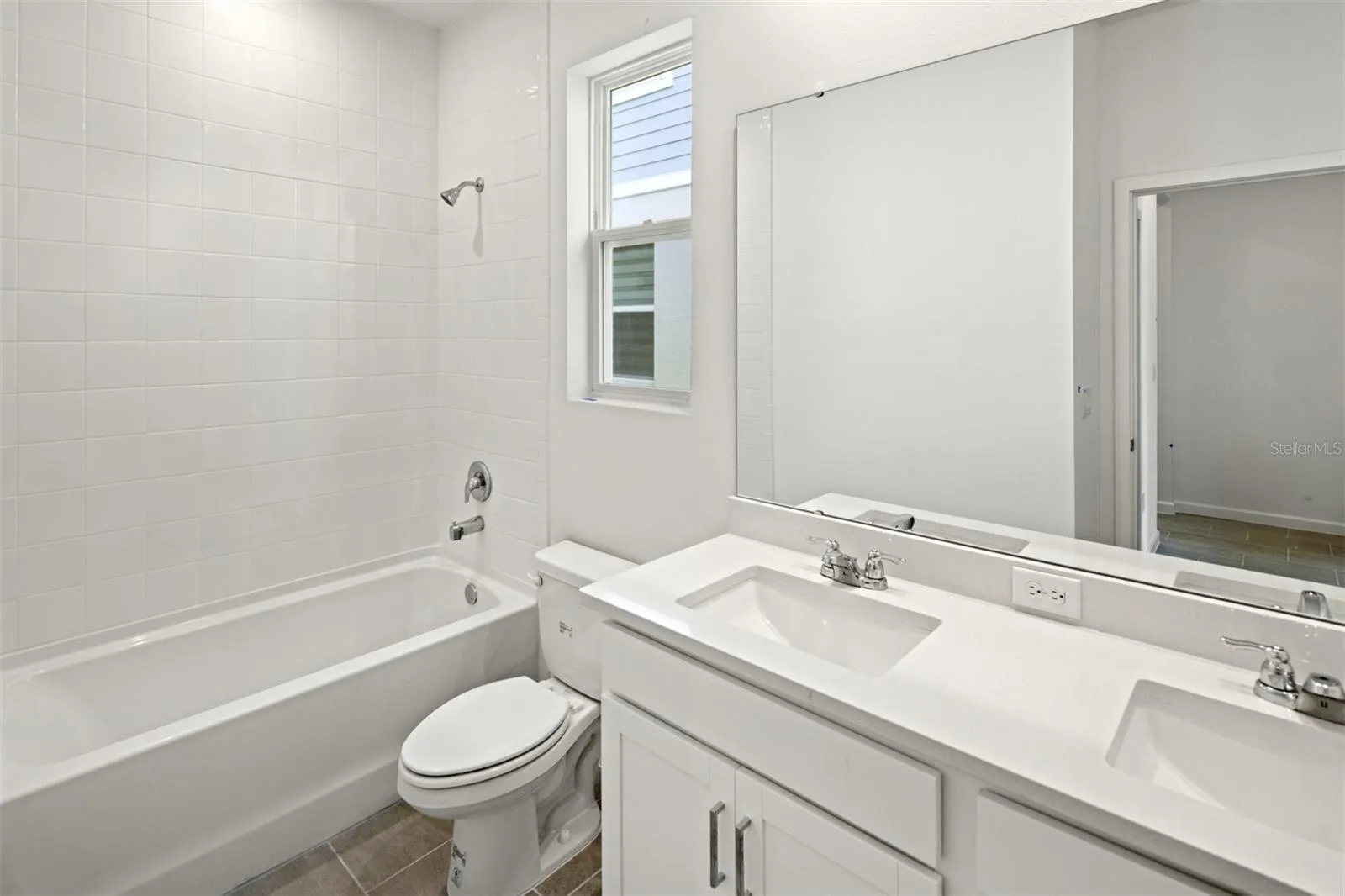 Alafia Bathroom 2