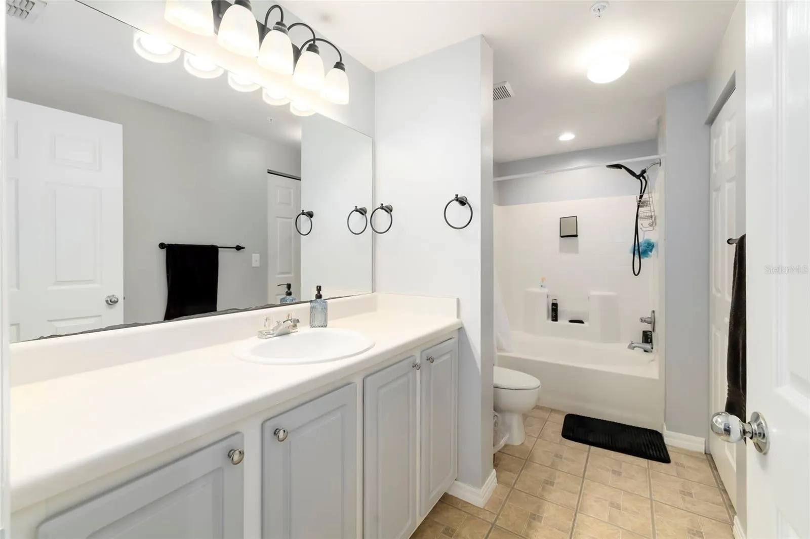 Primary Bathroom.