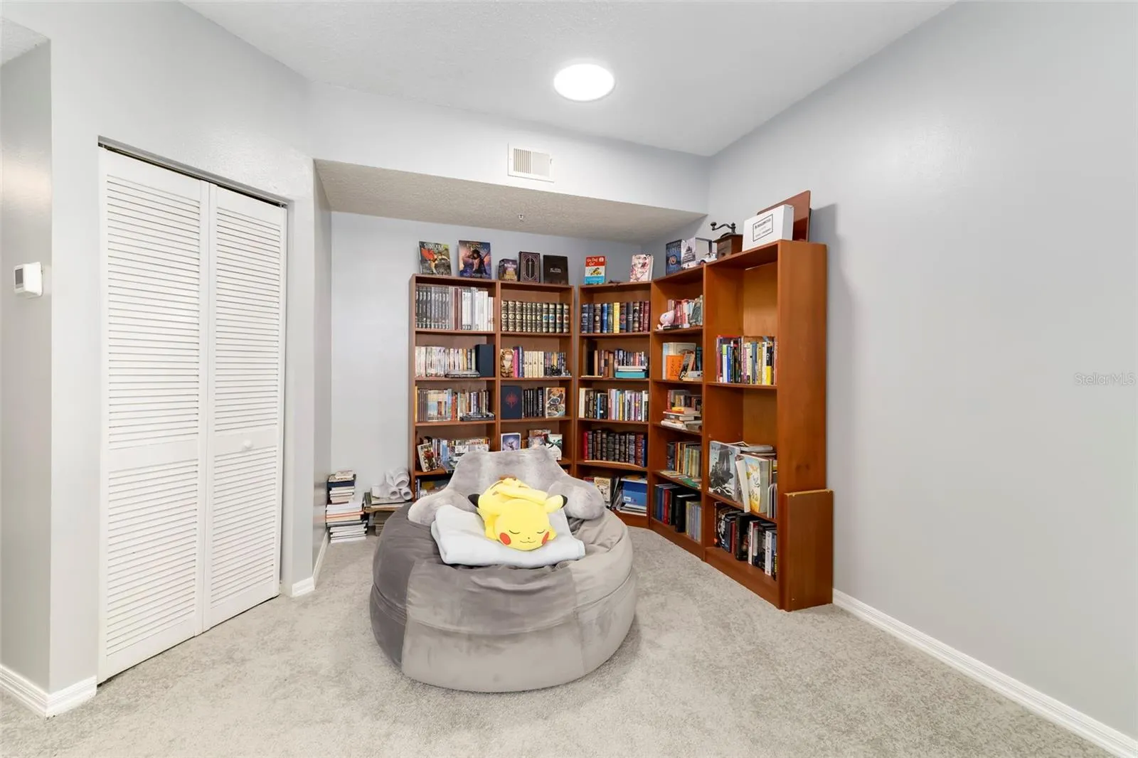 Dining Room/Library.