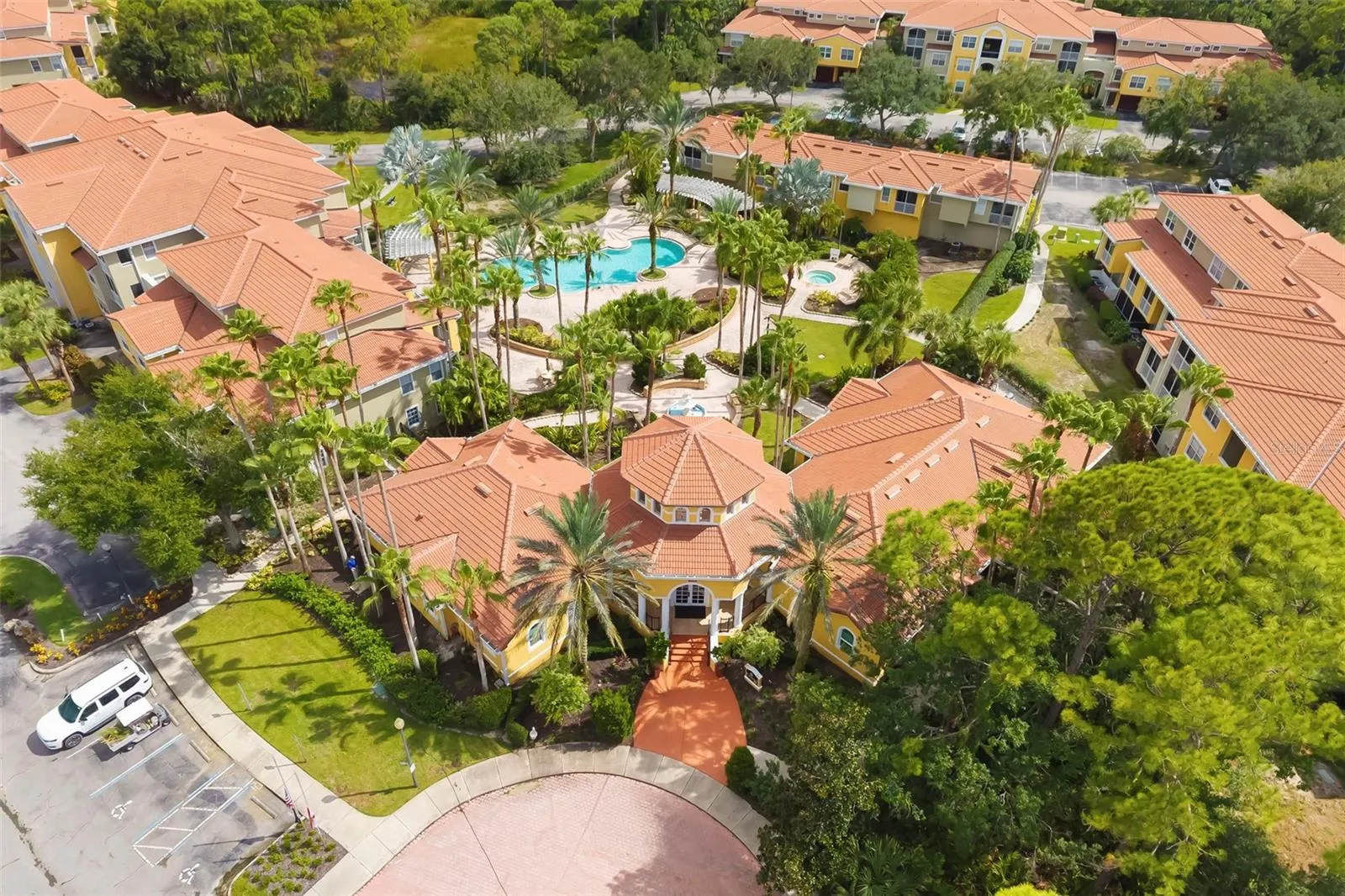 Clubhouse & Community Pool/Spa.