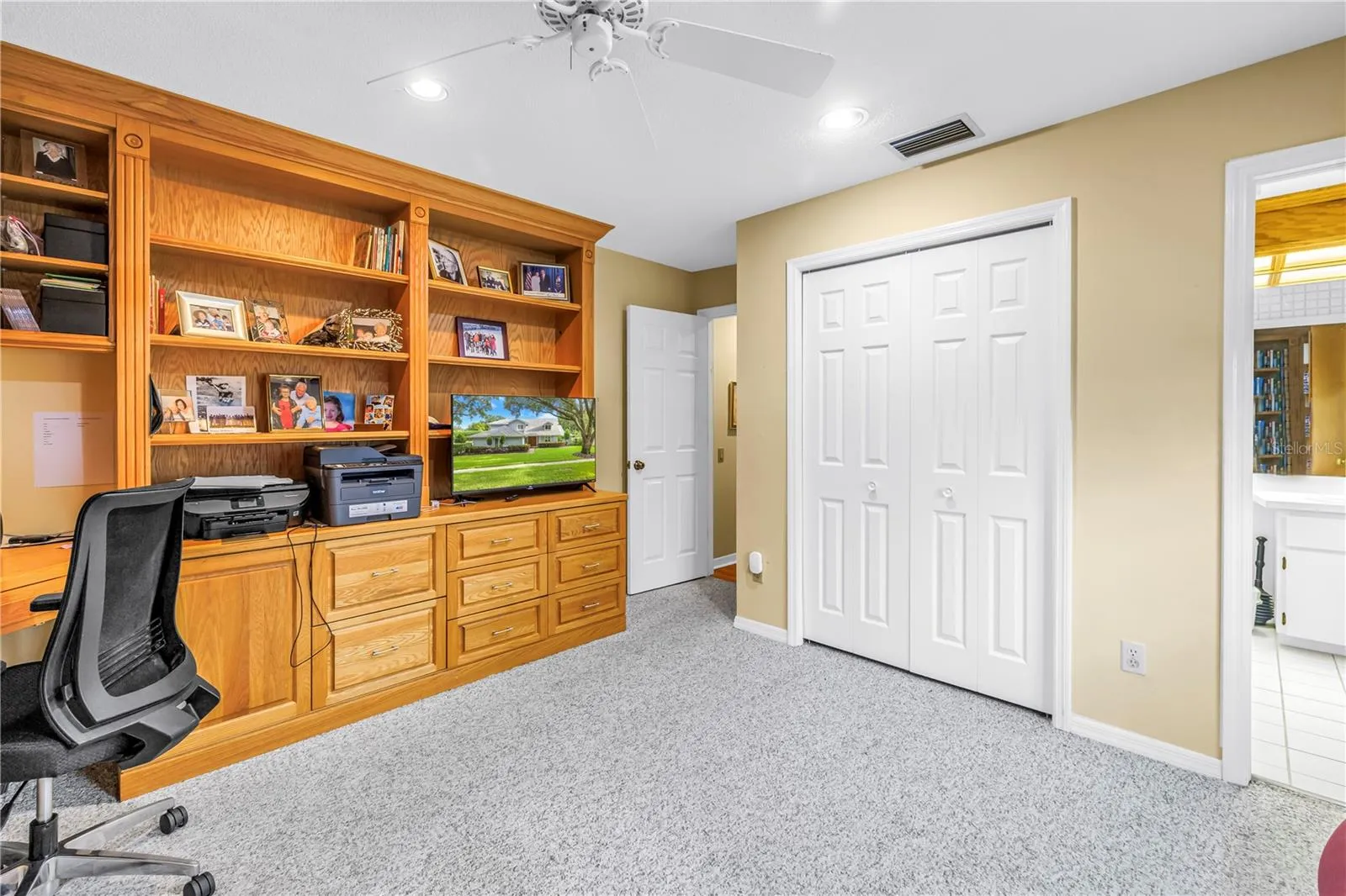 Bedroom (4)