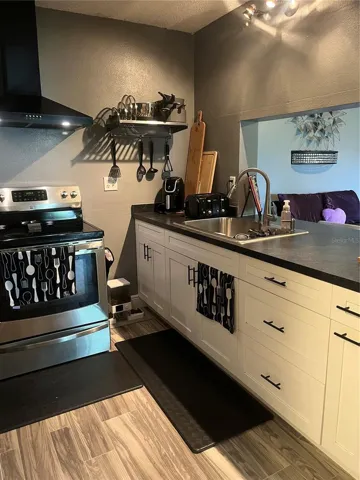 Upgraded Kitchen