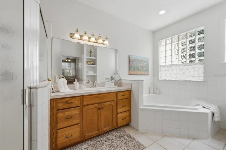 Master bath area