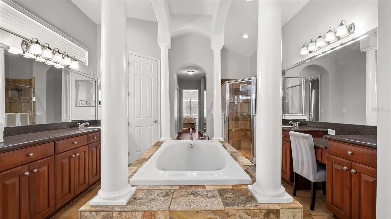Primary En-Suite