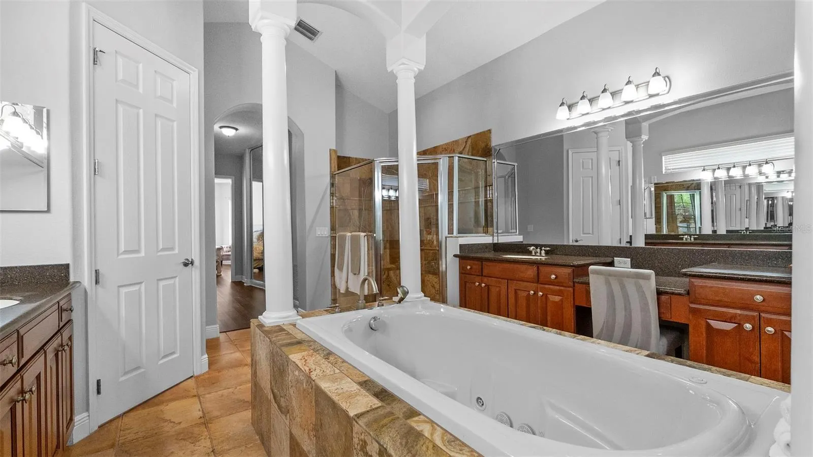 Primary En-Suite