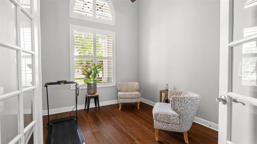 Bedroom-Main Floor