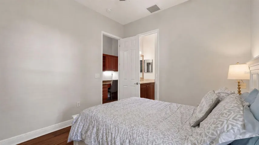 Bedroom-Main Floor
