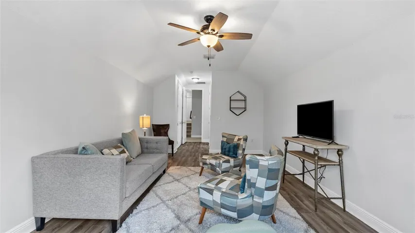 Bedroom/Guest Suite