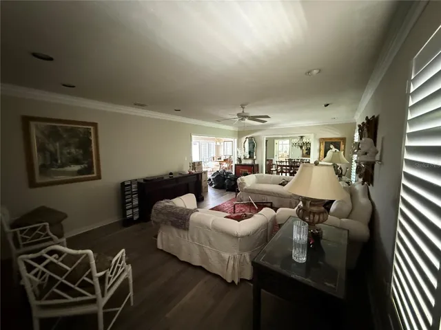 Livimg room 1