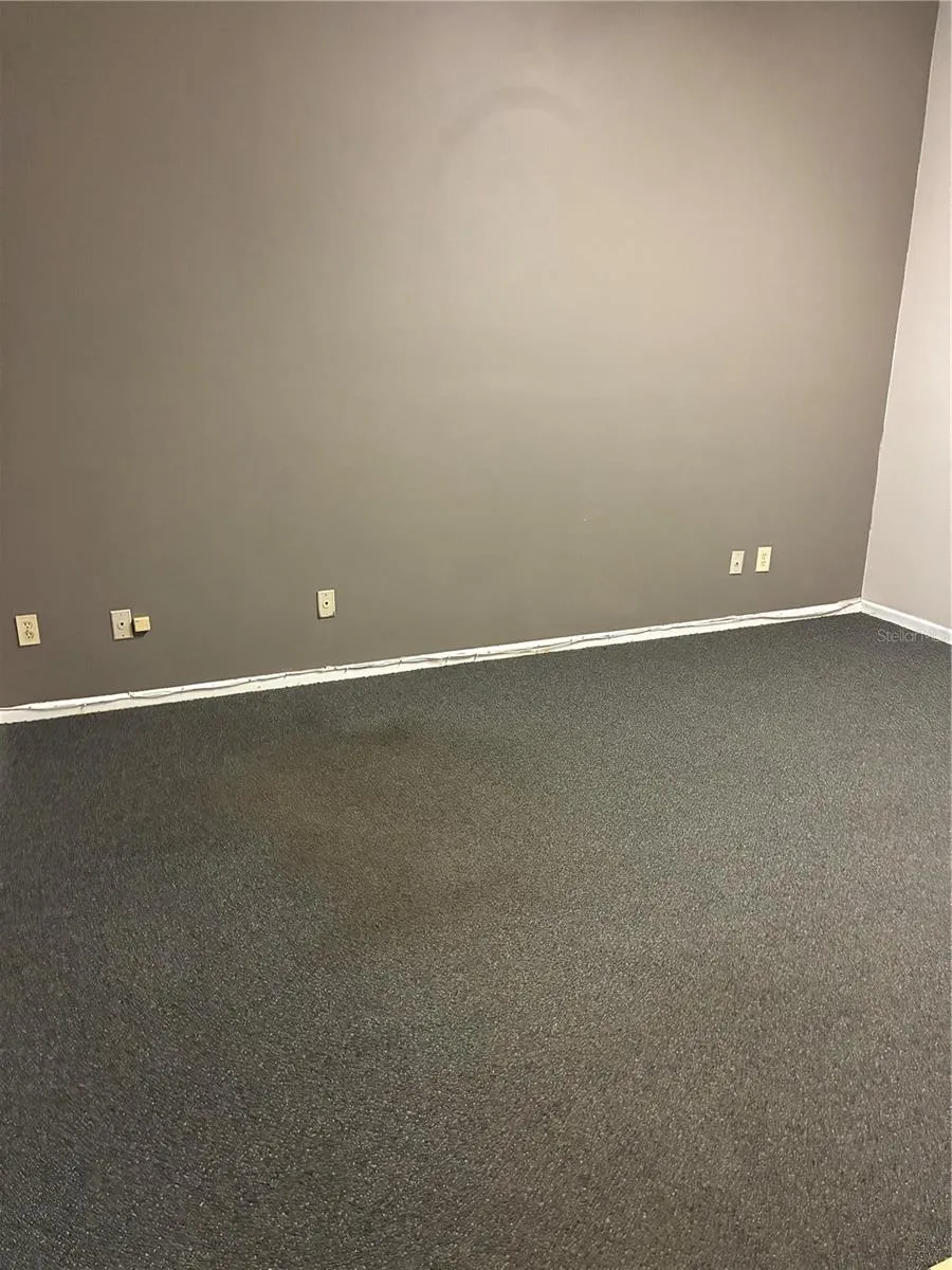 Large vacant room