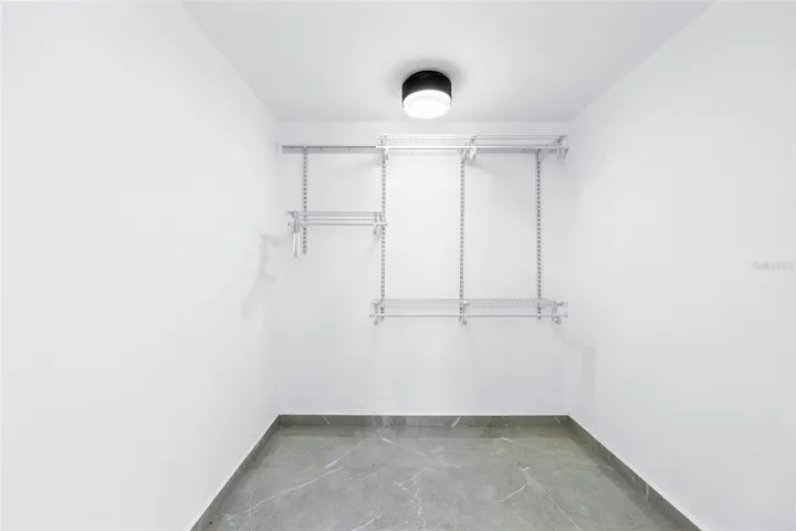 Walk-in Closet