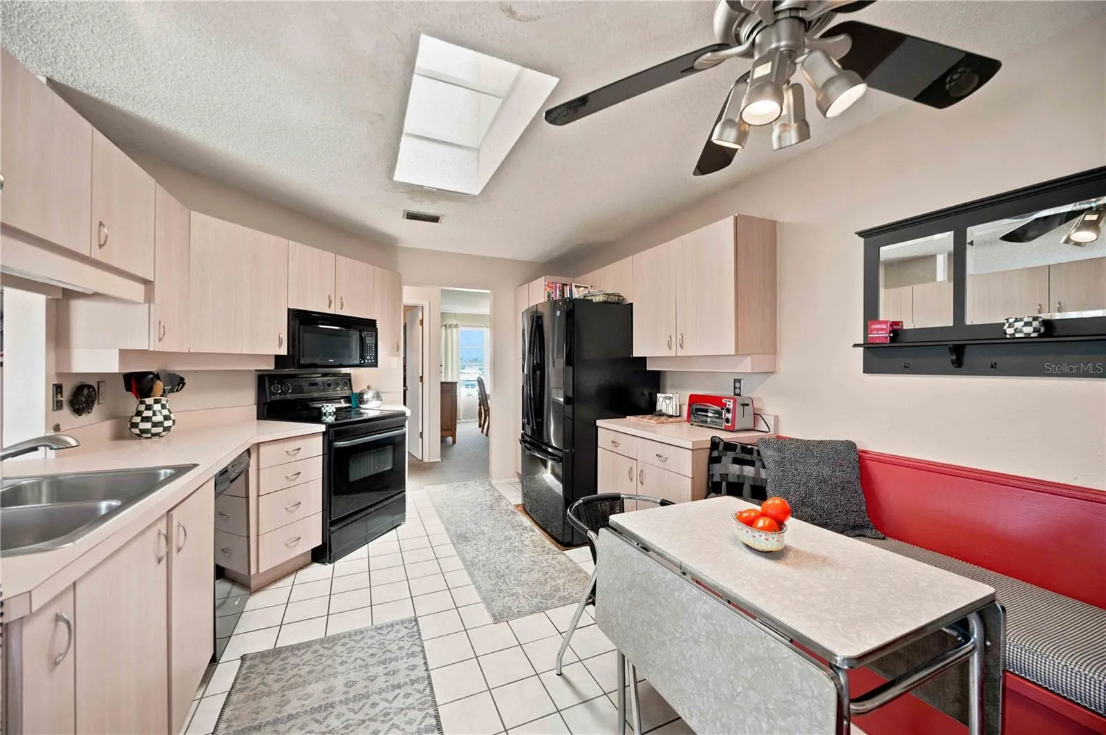 Large Kitchen