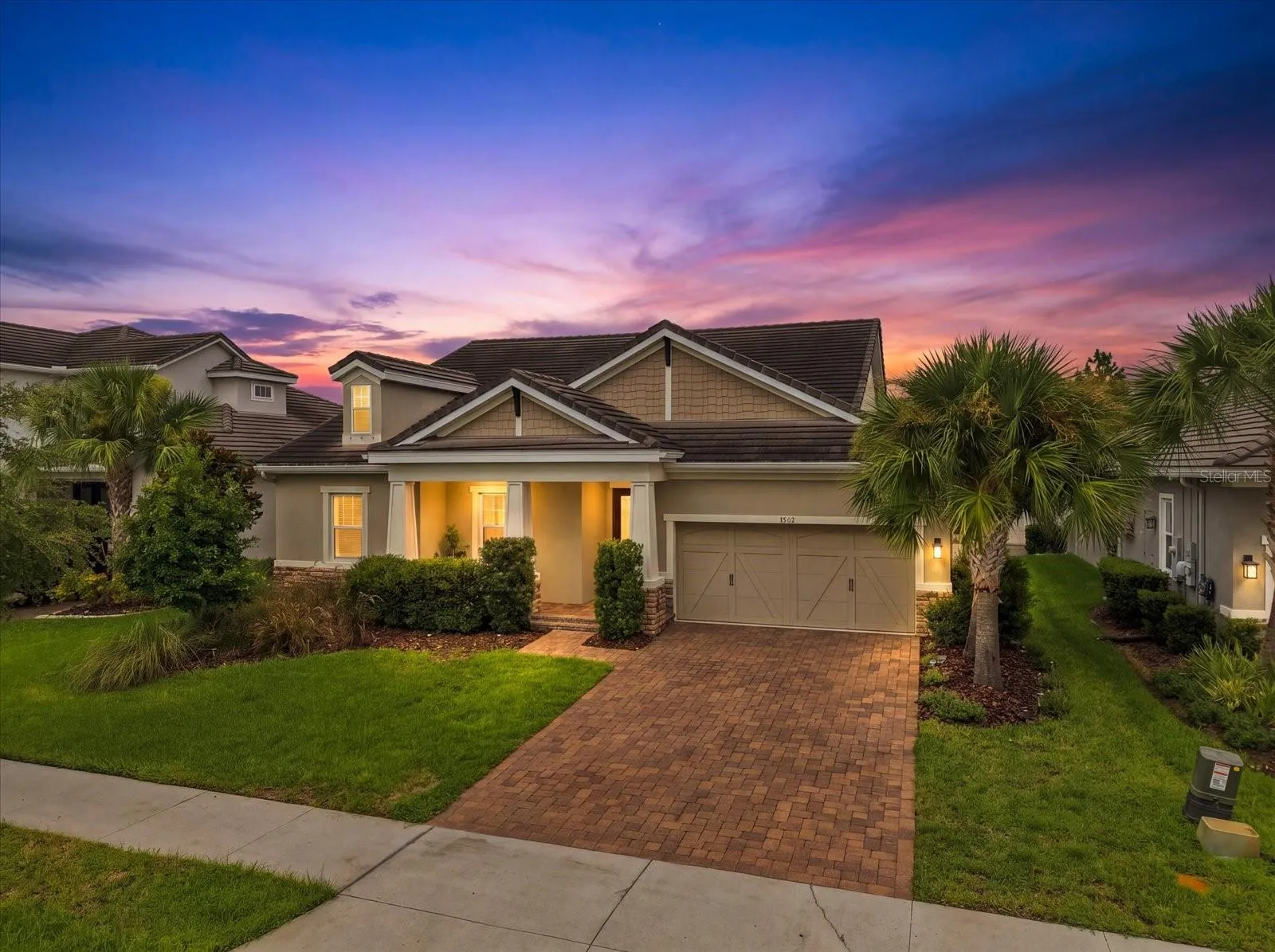 Beautiful paver driveway