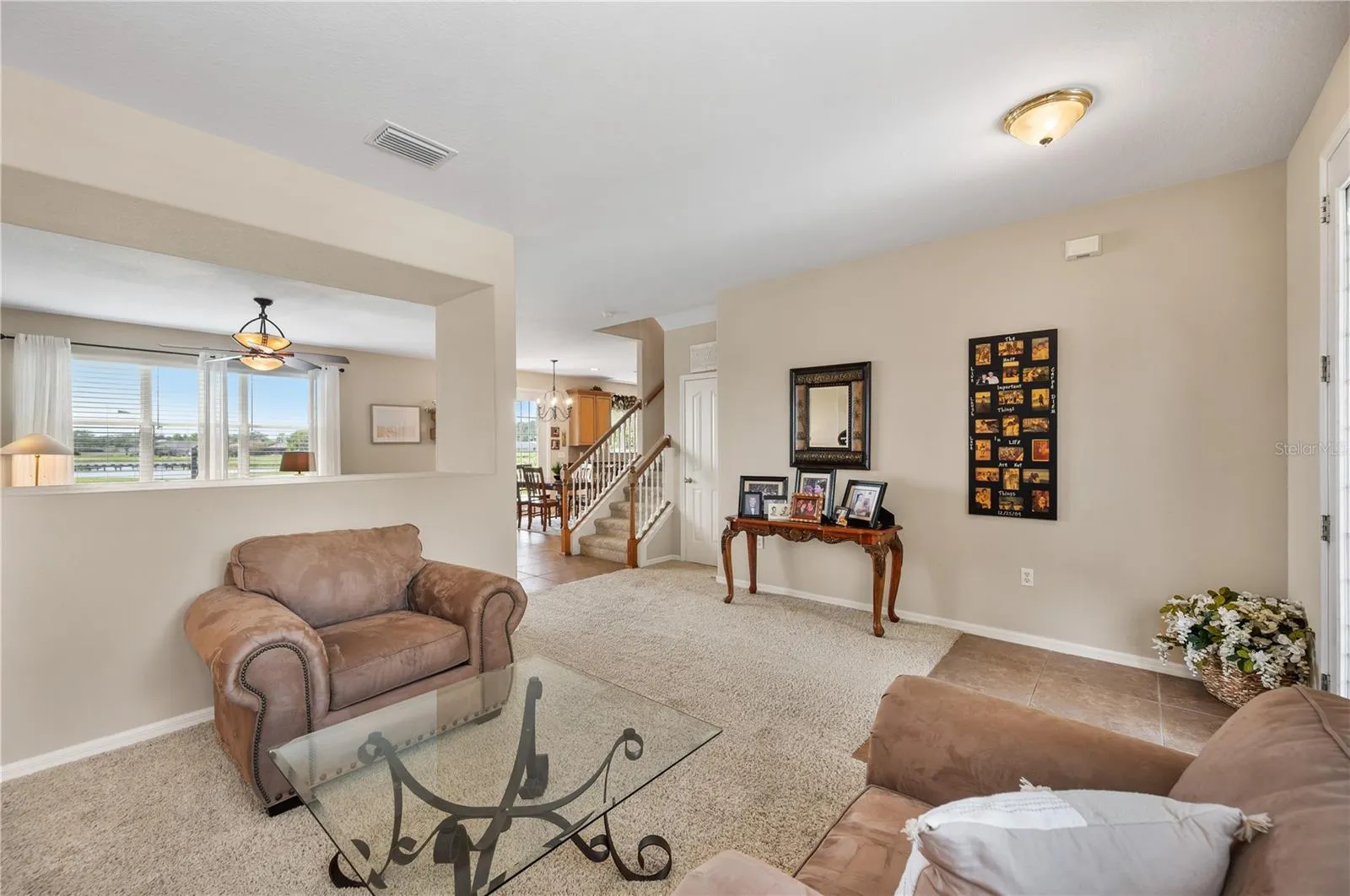 The flow from the living room into the family room ...