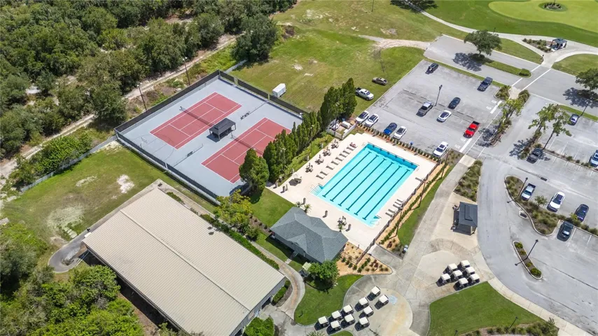 Community Pool &amp; tennis courts