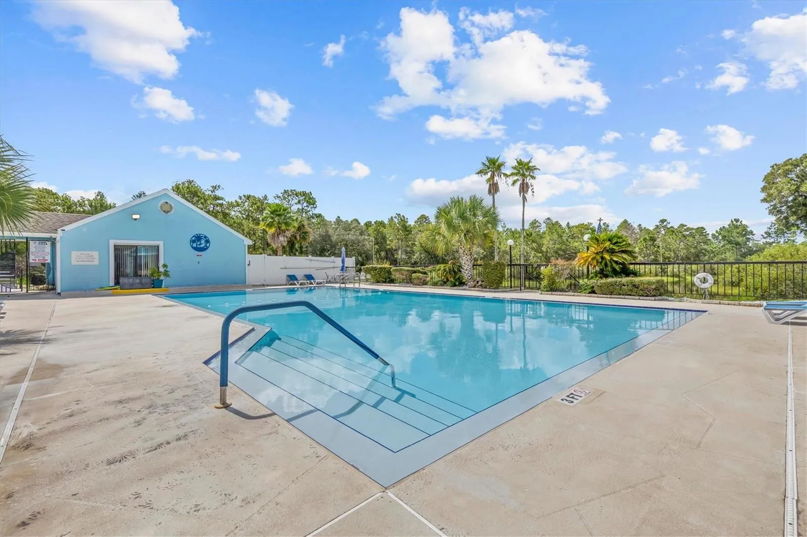 Picketts Park Private Community Center - Pool