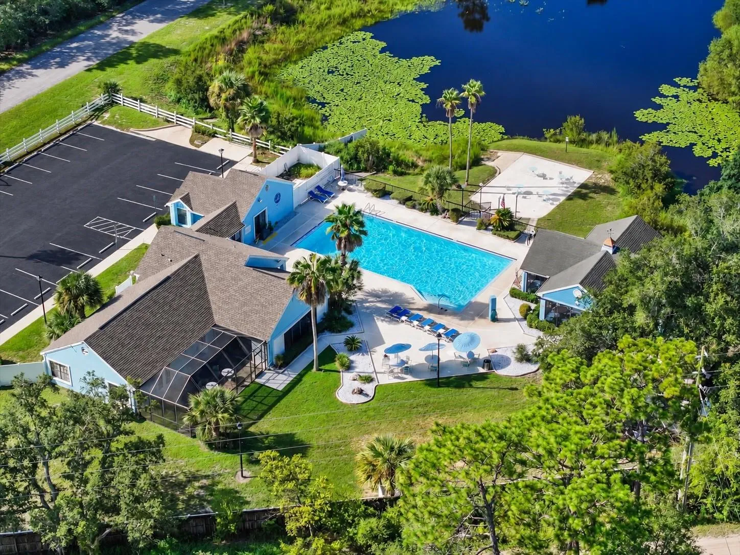 Pool & Center Lakeside