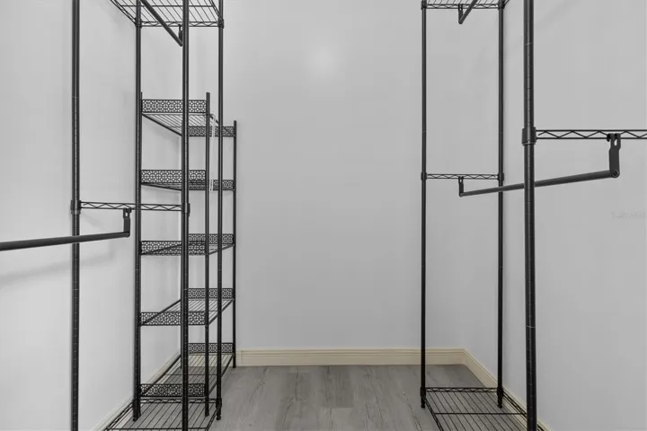 Walk in Closet