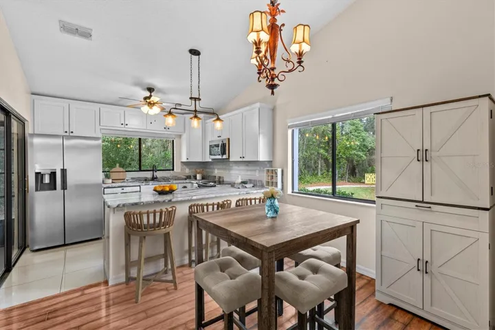 Dining to Kitchen