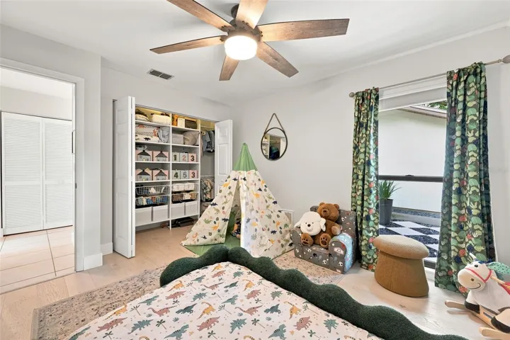 Built in closet storage