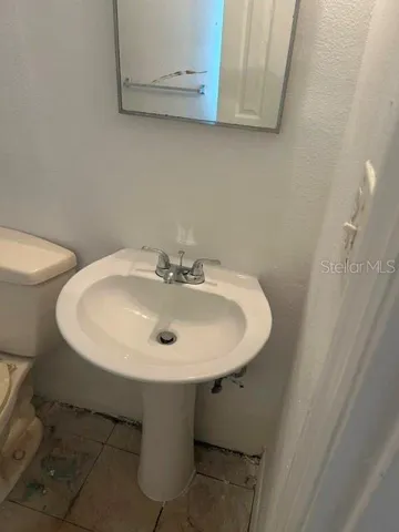 1170