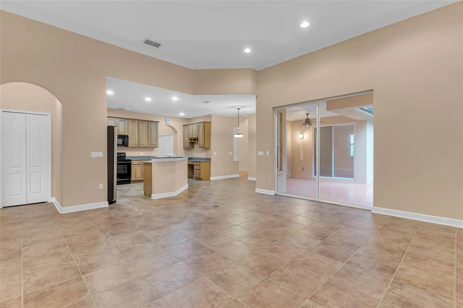 Family Room/Kitchenette/Kitchen