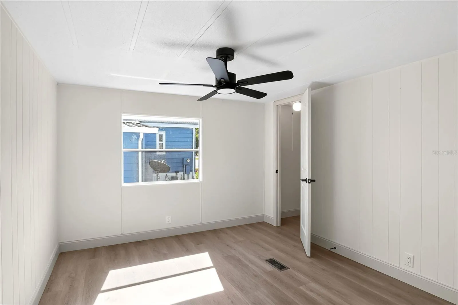 Bedroom 2, with walk in closet