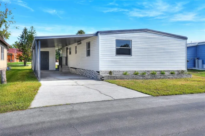 Front Entry, at driveway