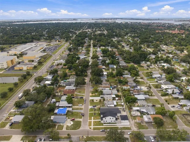 Downtown Gulfport is minutes away.