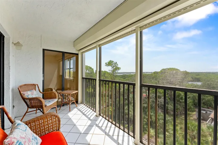 Your screened lanai has dynamic views, breathtaking sunsets and incredible fireworks over the holidays!