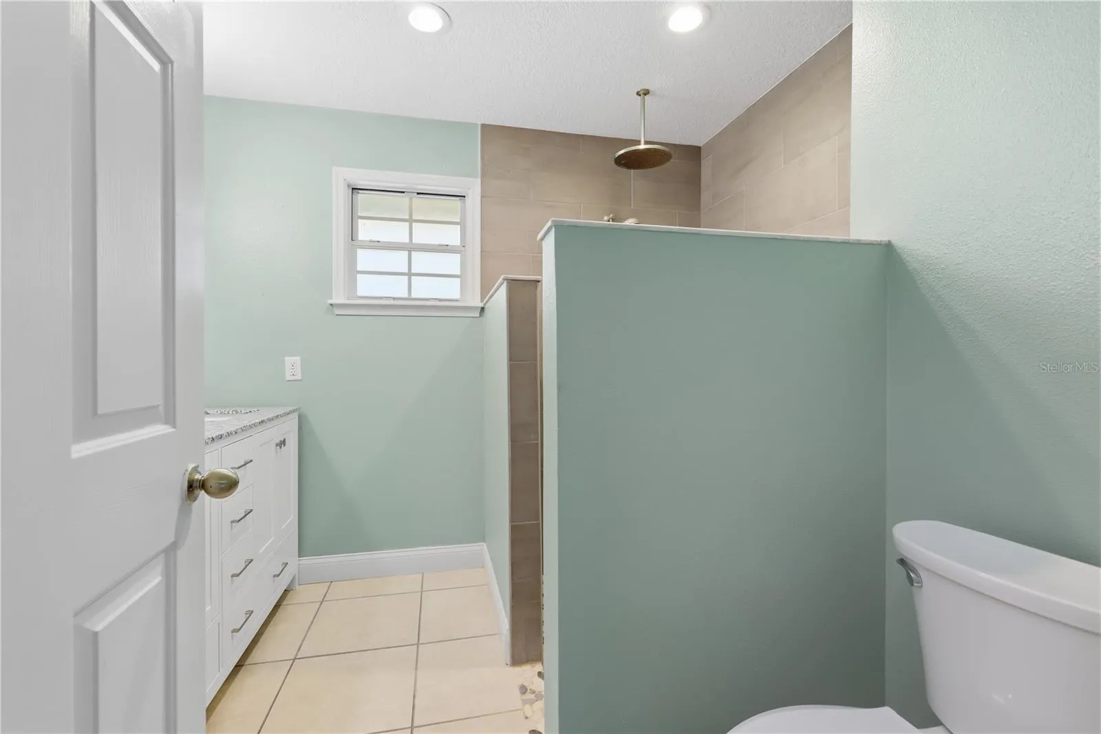 Primary Bedroom En Suite