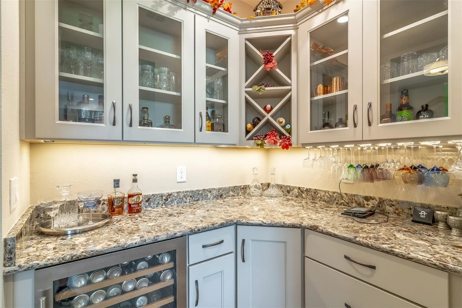 Beverage Center