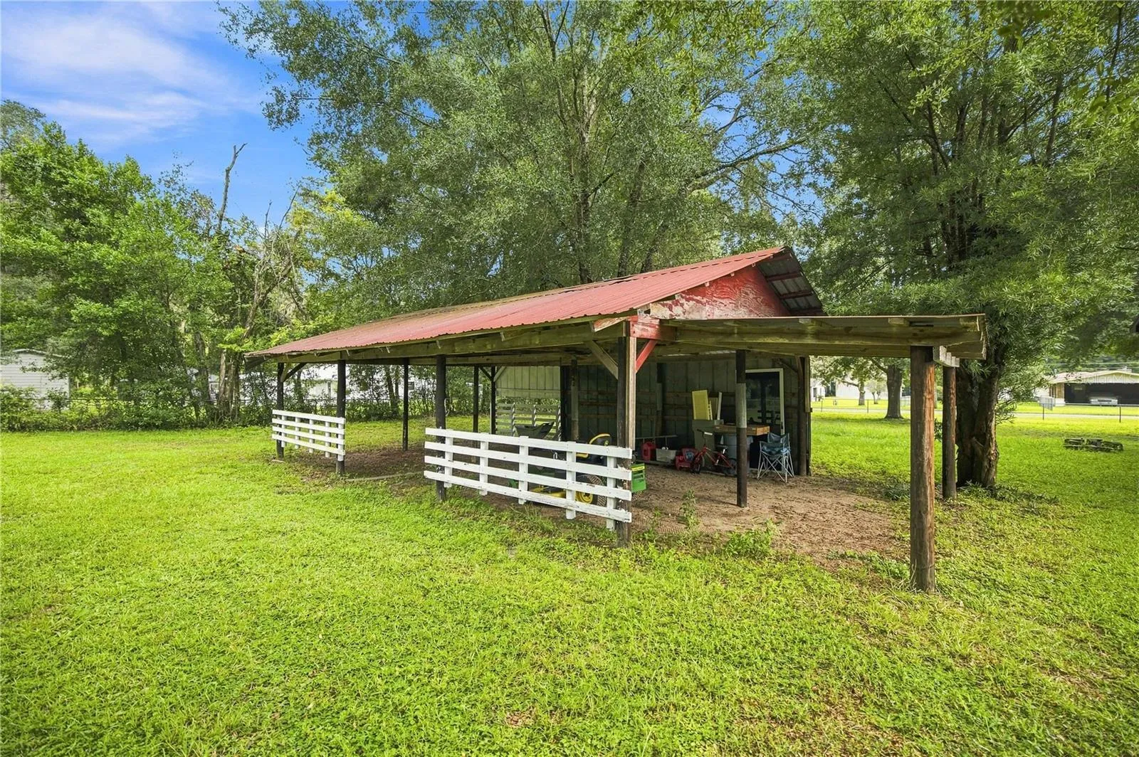 Pole-Barn-Style Storage