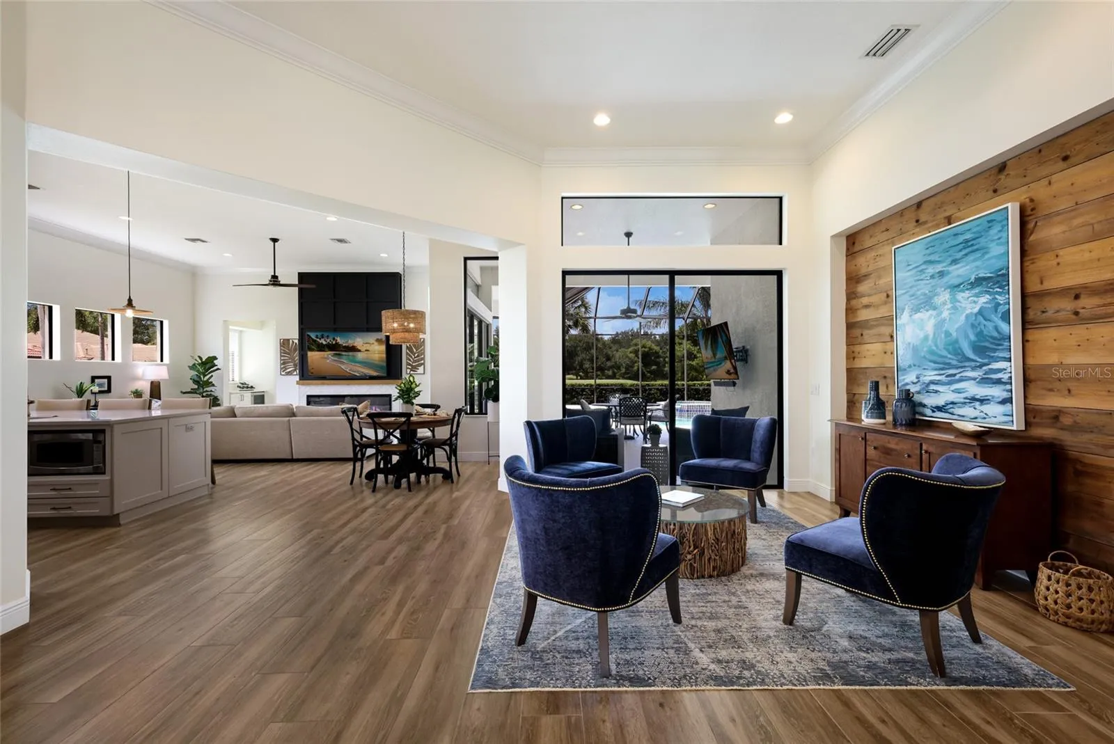Custom wall detail in living room