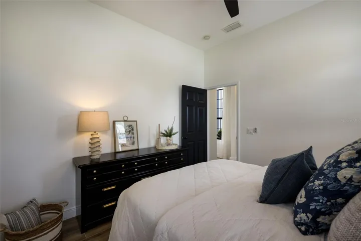 Guest room 1