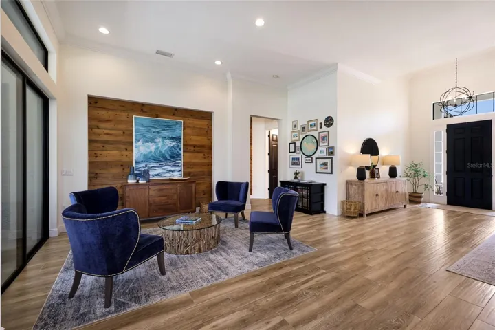 Custom wall detail in living room