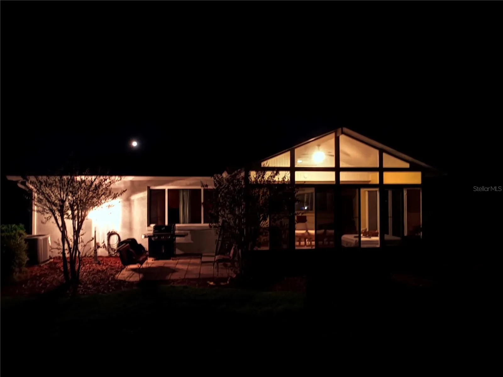 Cozy at Night time too.