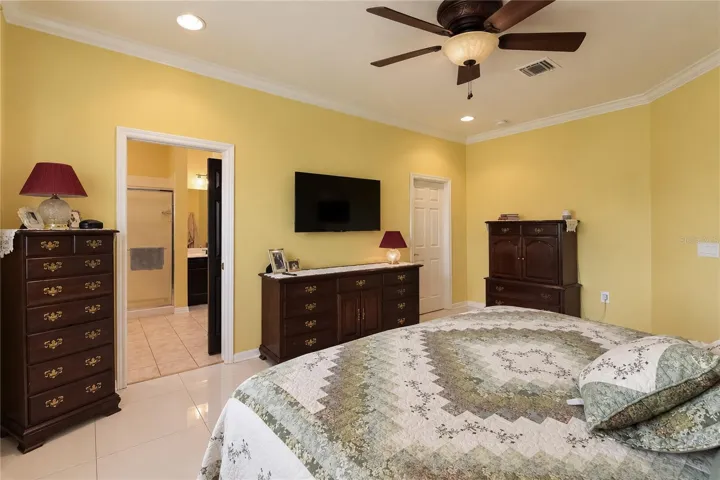 Ensuite Bath and Large Walk In Closet