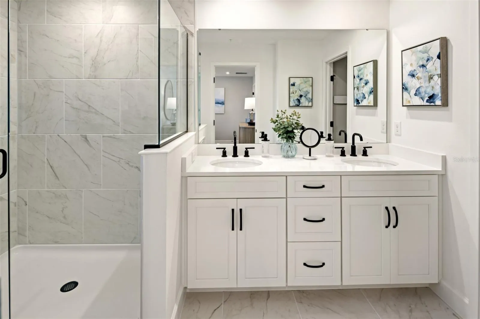 Gardenia Reserve Aurora Model Primary Bathroom