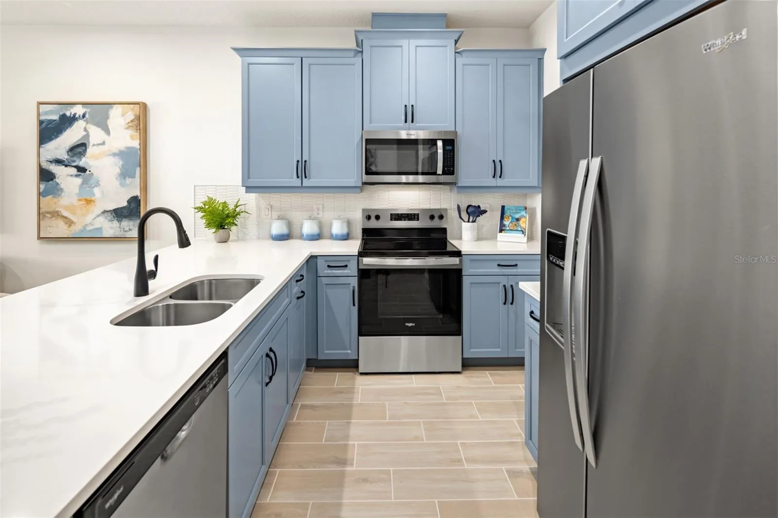 Gardenia Reserve Aurora Model Kitchen