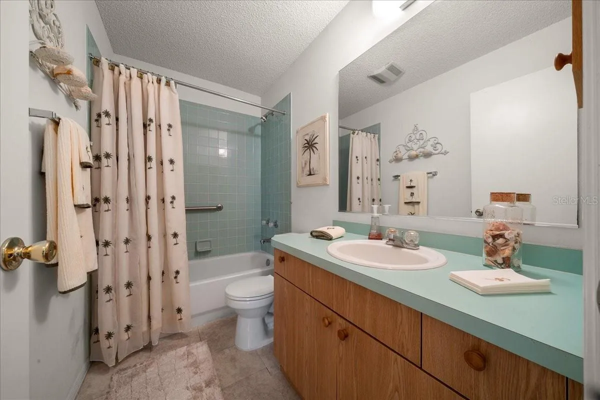 Guest Bathroom Features Shower/Tub Combo