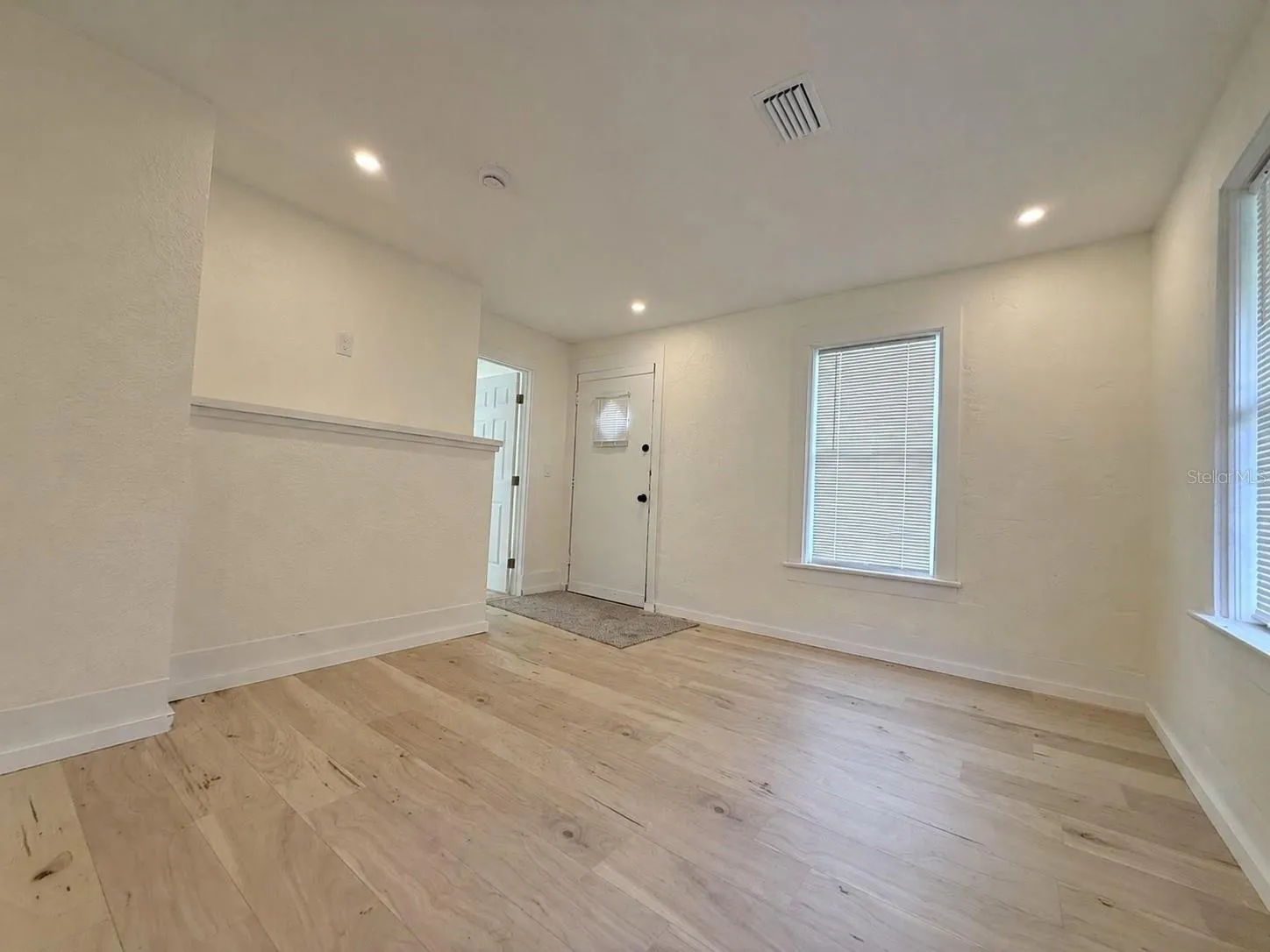 Living / dining area