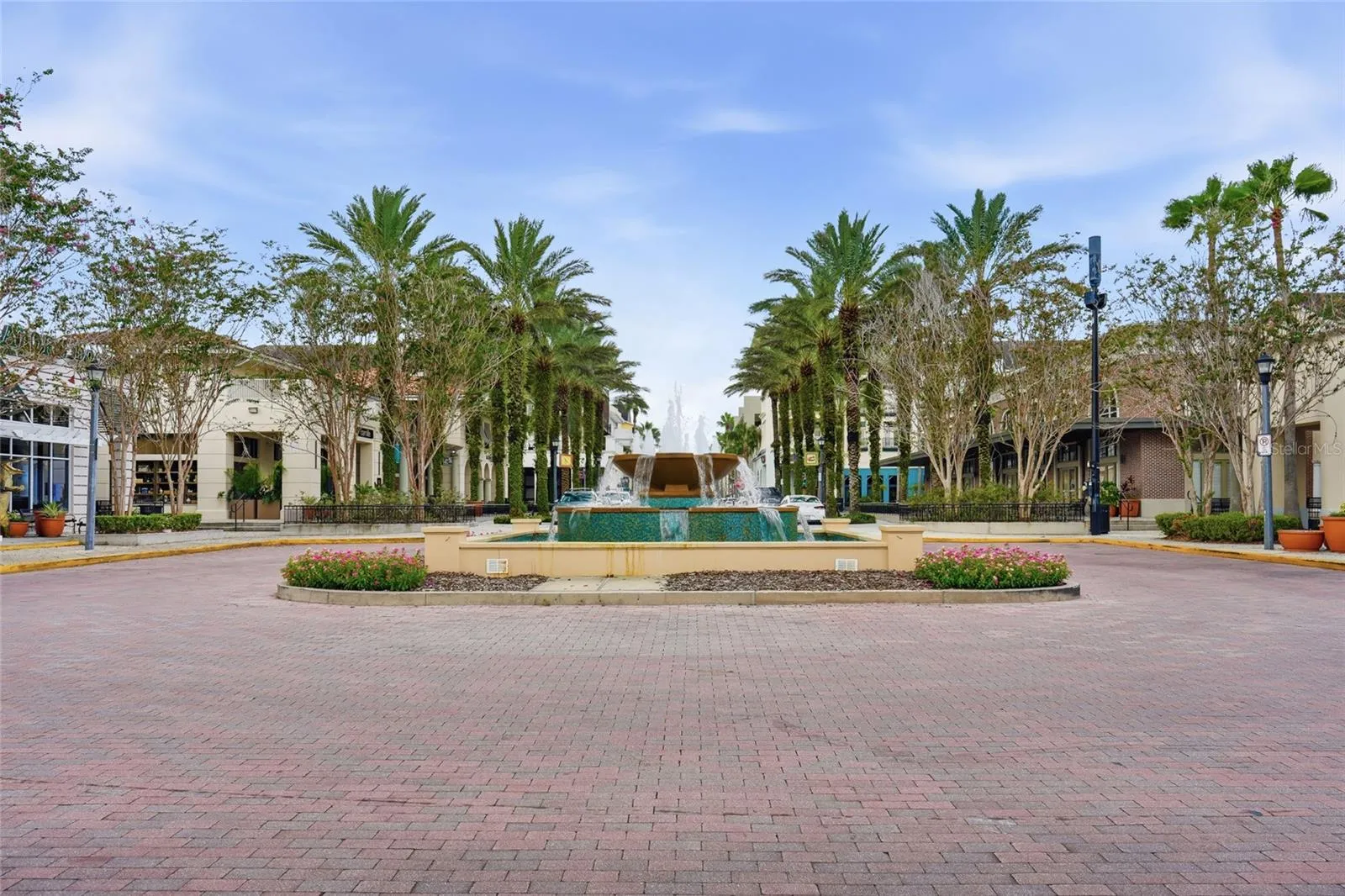 Baldwin Park Village Center — a vibrant, walkable setting with restaurants, shops and local businesses.
