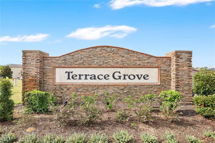 Terrace Grove Community Entrance