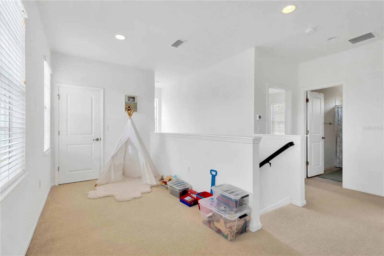 LOFT