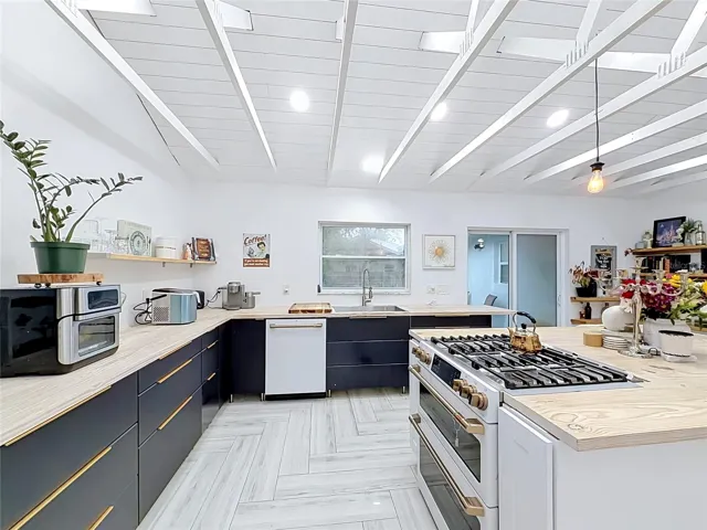 1170