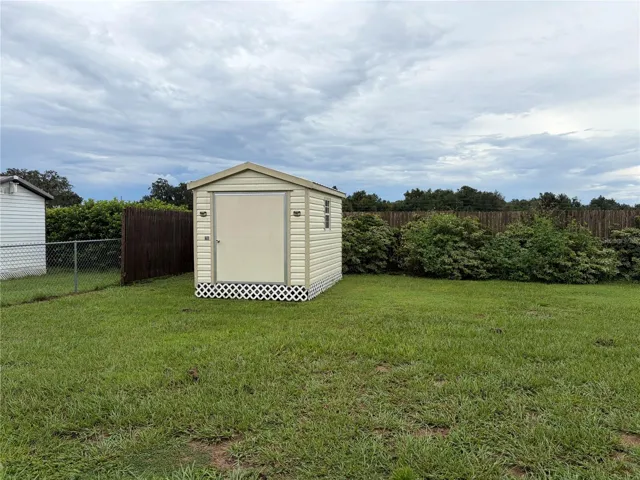 Shed perfect for your lawn equipment