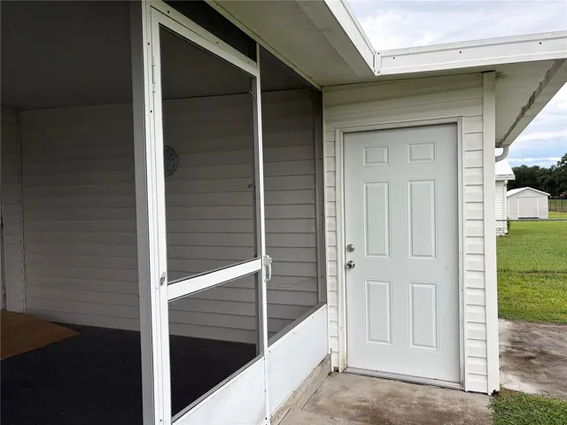 Door to additional storage