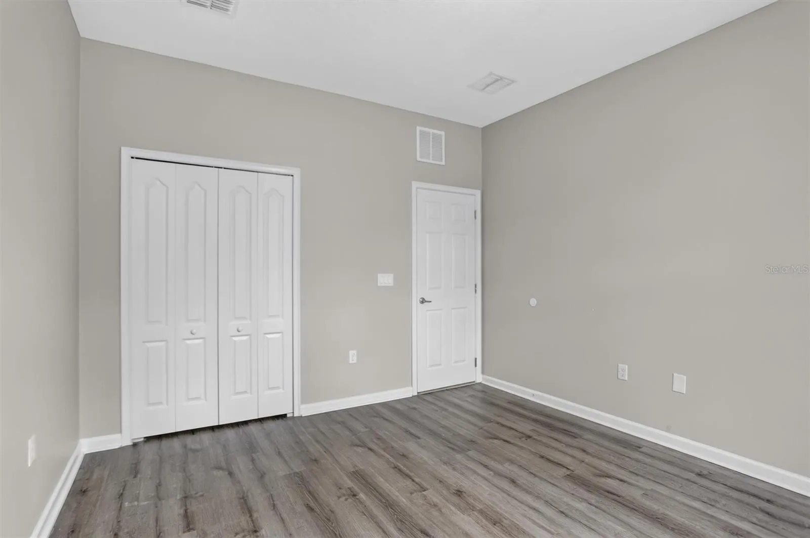 Bedroom 5 (downstairs)