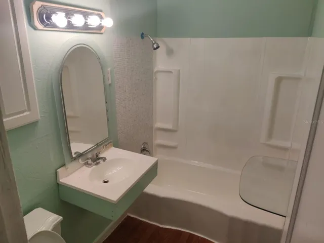 1170